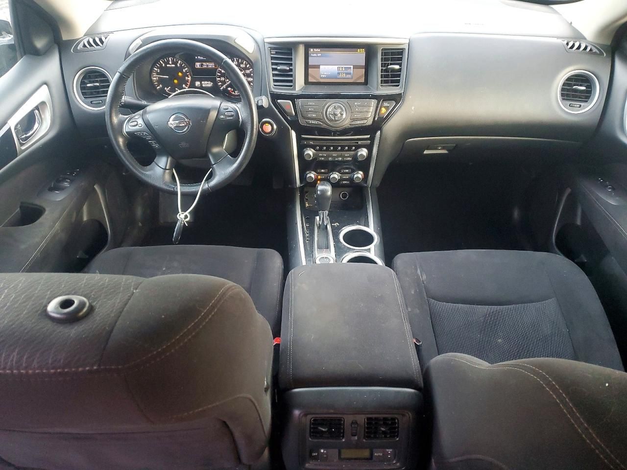 2014 Nissan Pathfinder s