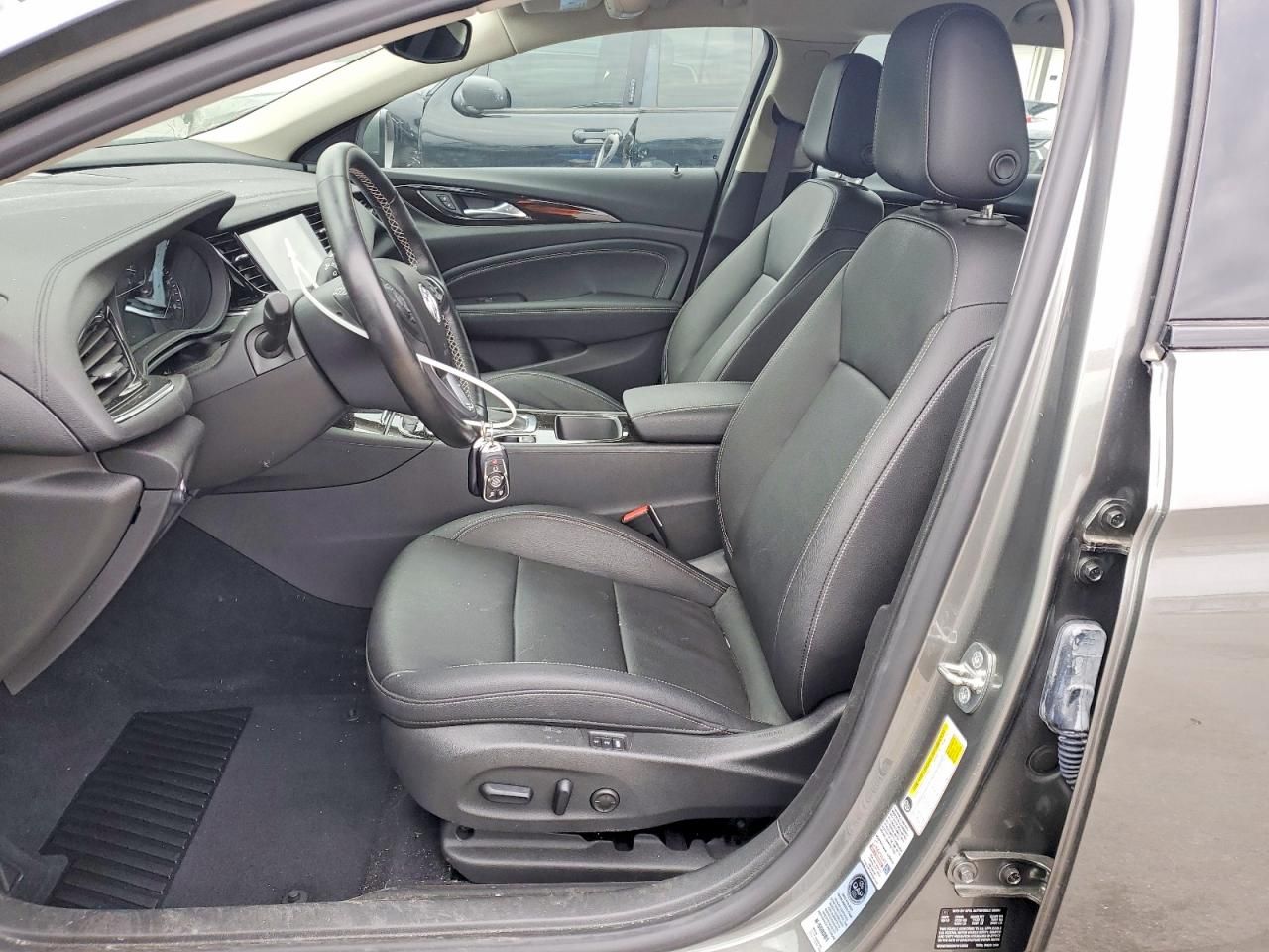 2019 Buick Regal Tourx Essence