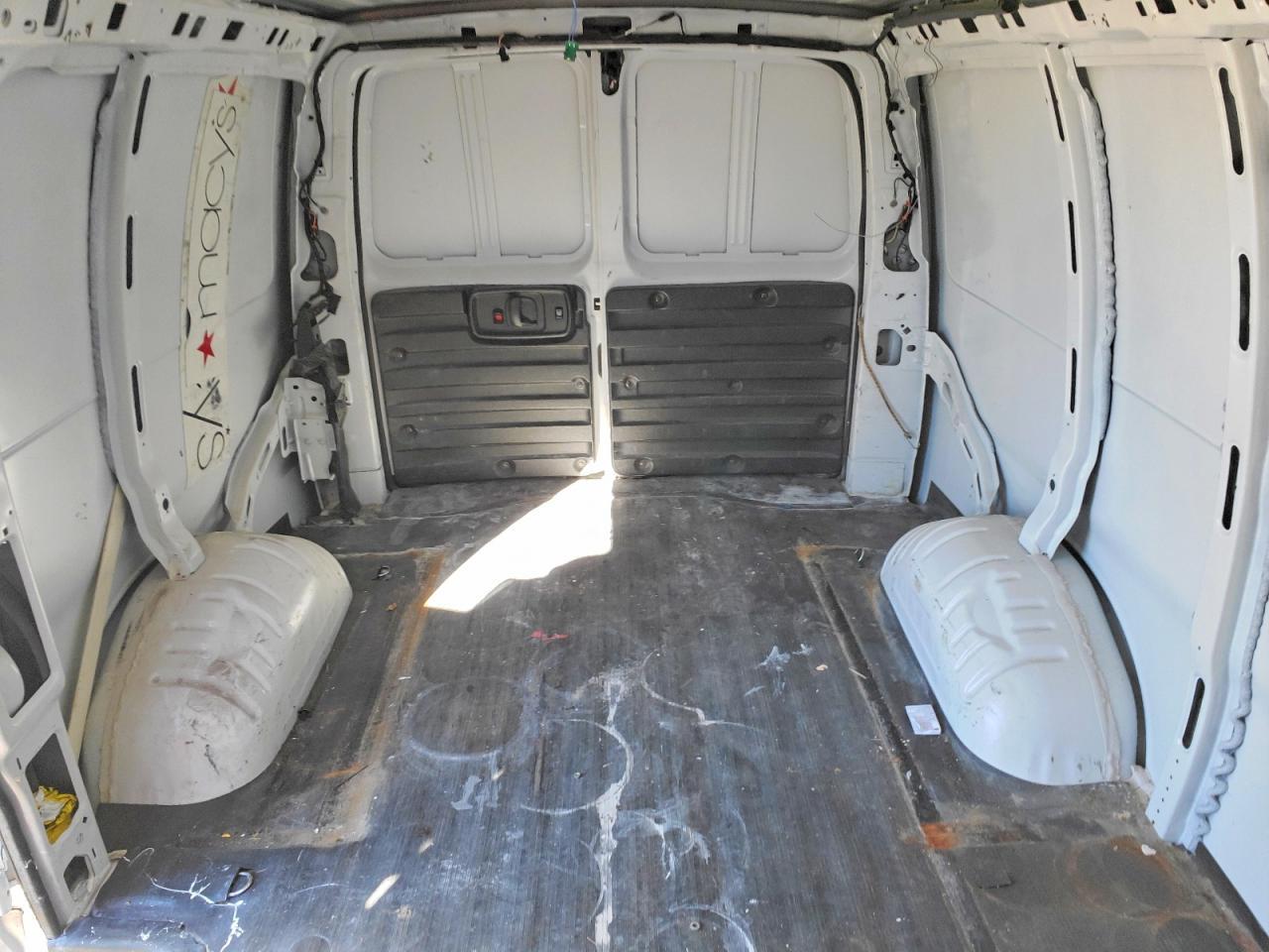 2019 Chevrolet Express 2500 Delivery Van