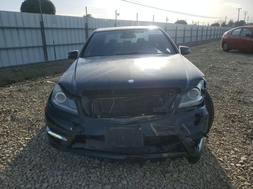 2013 Mercedes-Benz C 250