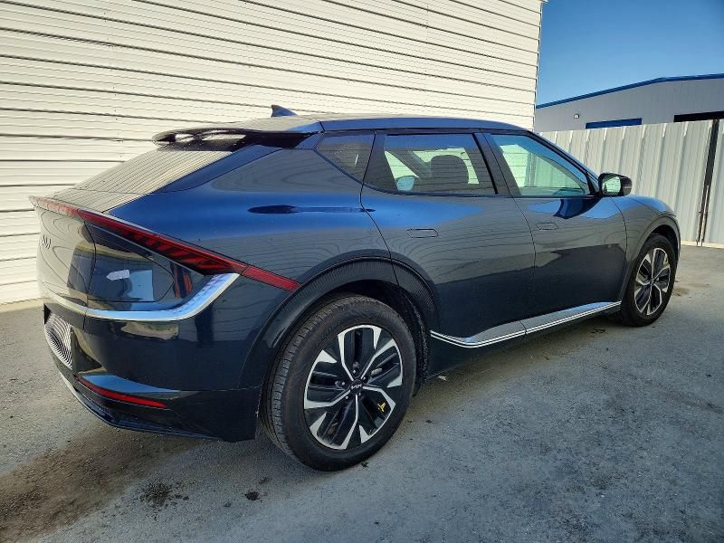 2023 KIA EV6 Light