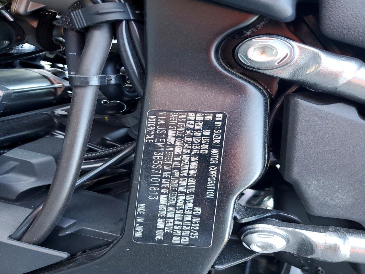 2025 Suzuki GSX800 F