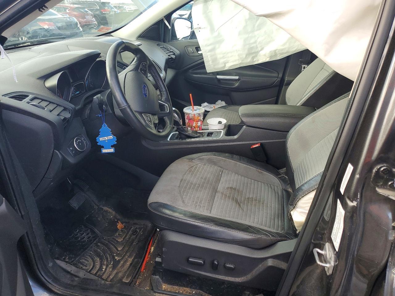 2019 Ford Escape se