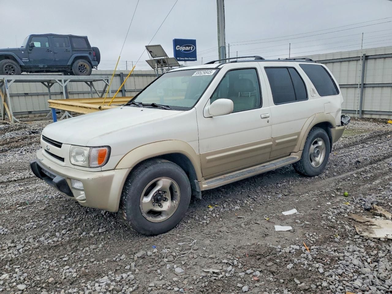 1999 Infiniti QX4