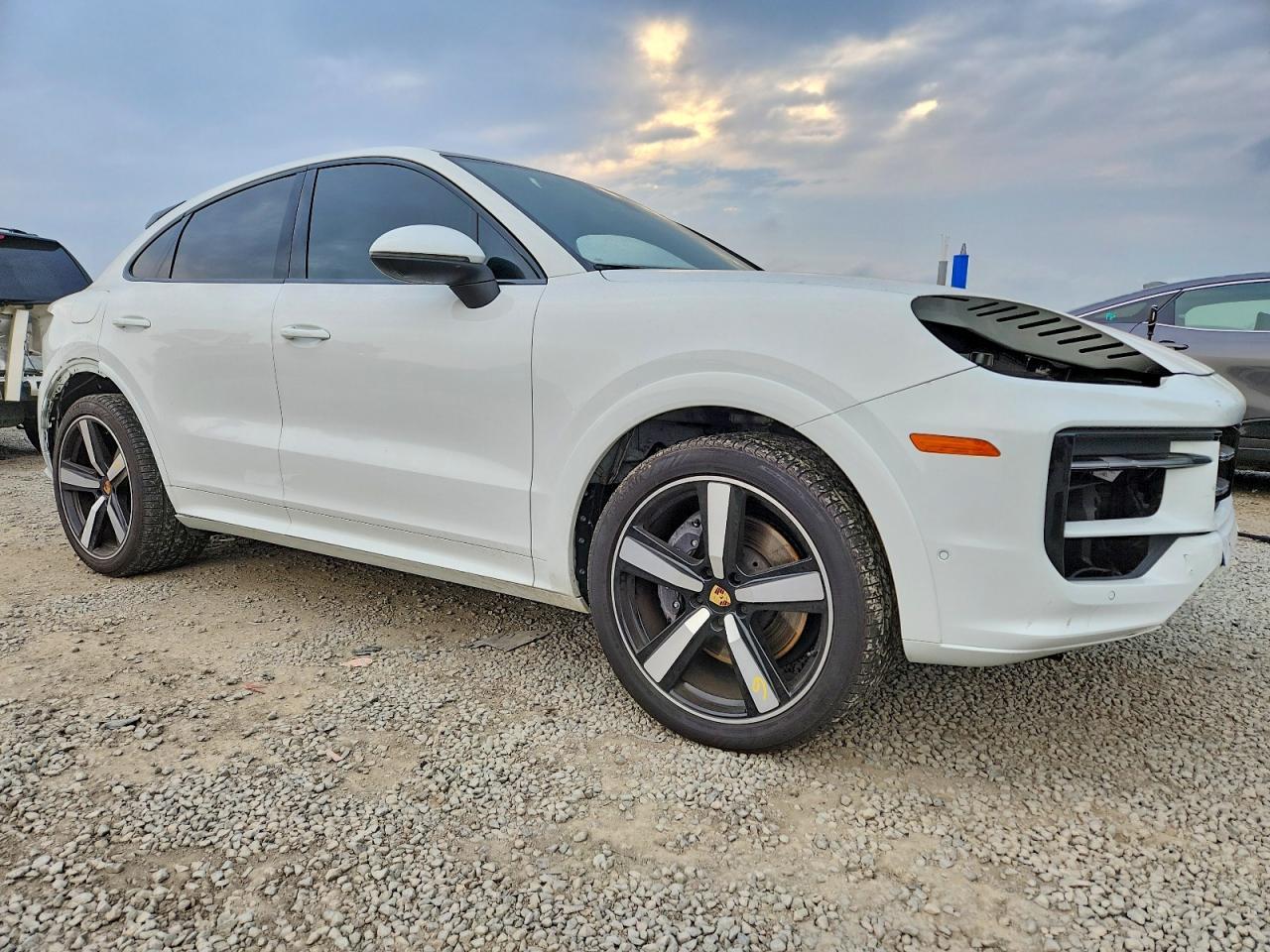 2024 Porsche Cayenne Coupe