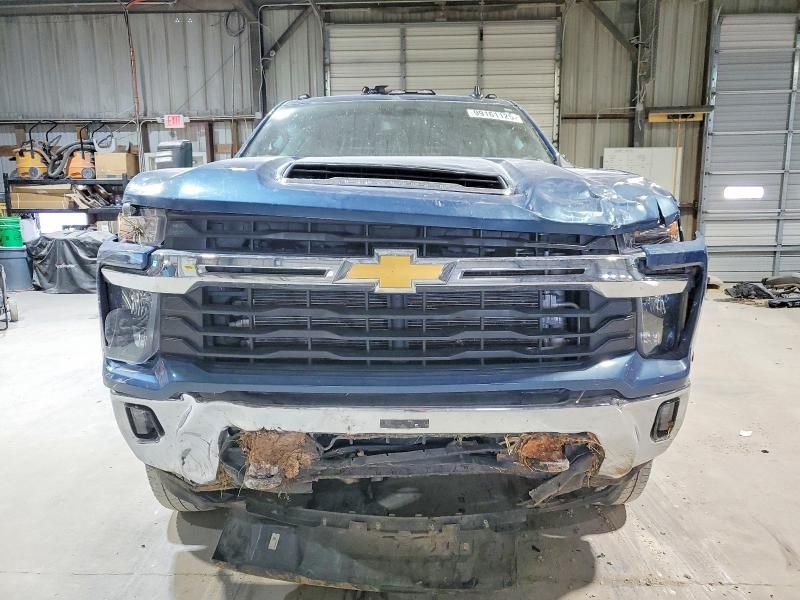 2024 Chevrolet Silverado K3500 lt