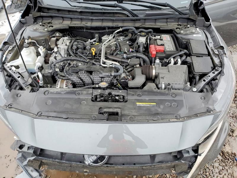 2025 Nissan Altima sr