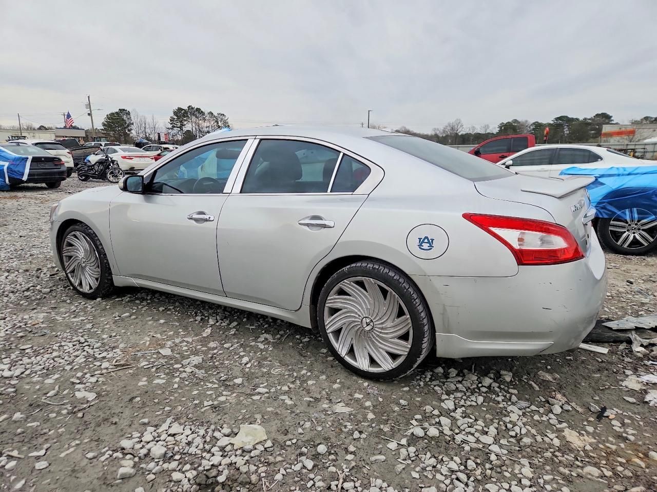 2011 Nissan Maxima s