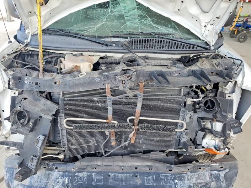 2014 Chevrolet Express G2500