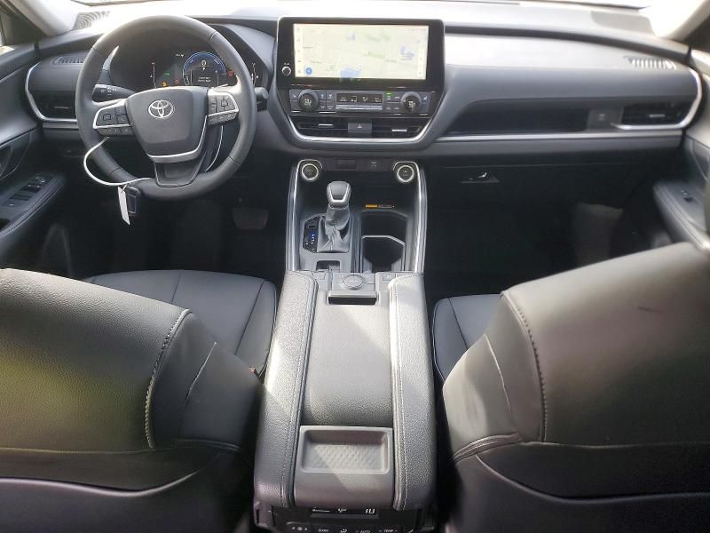2025 Toyota Grand Highlander xle Hybrid