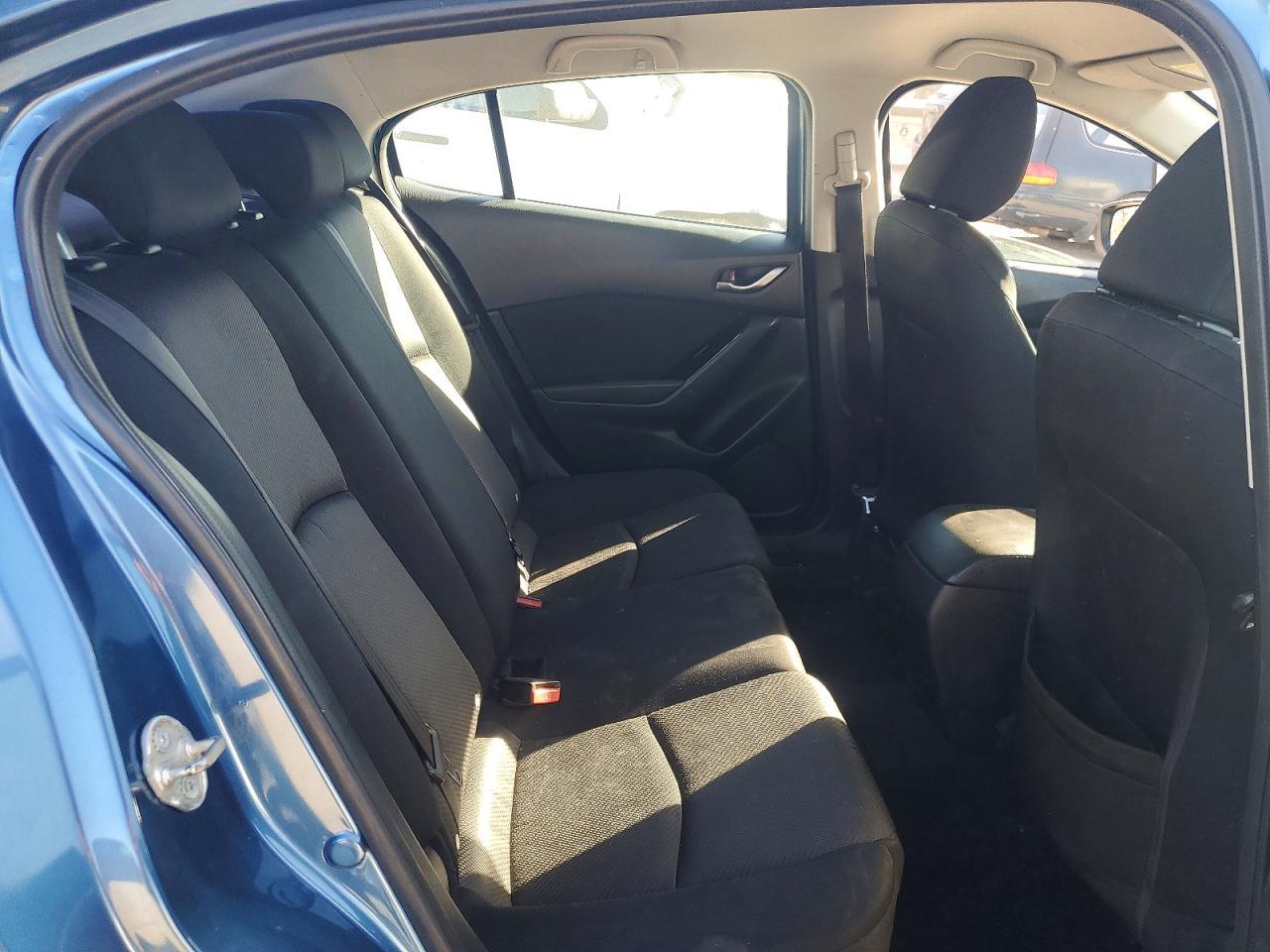 2017 Mazda 3 Sport