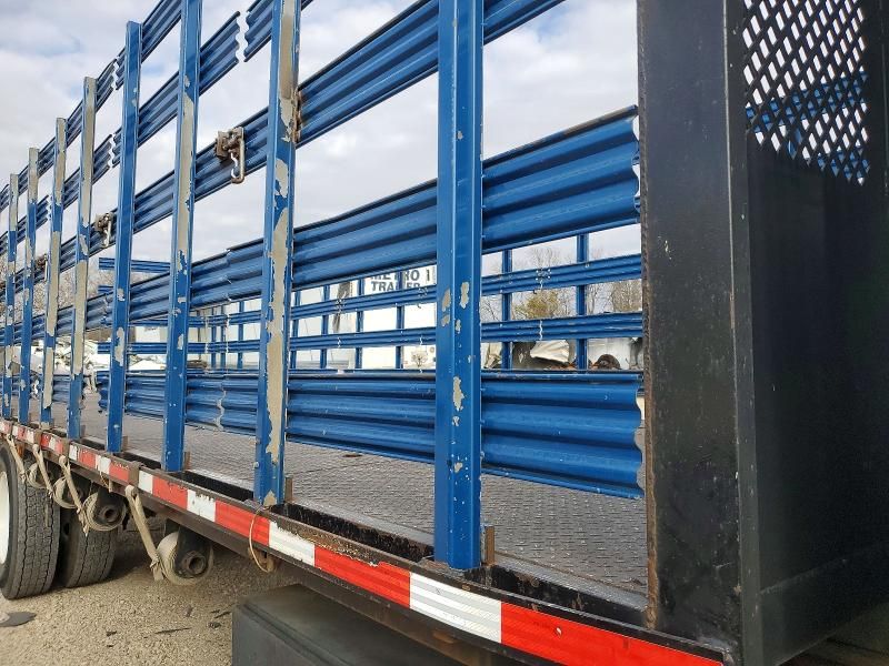 2017 Hino 258/268 Flatbed Truck