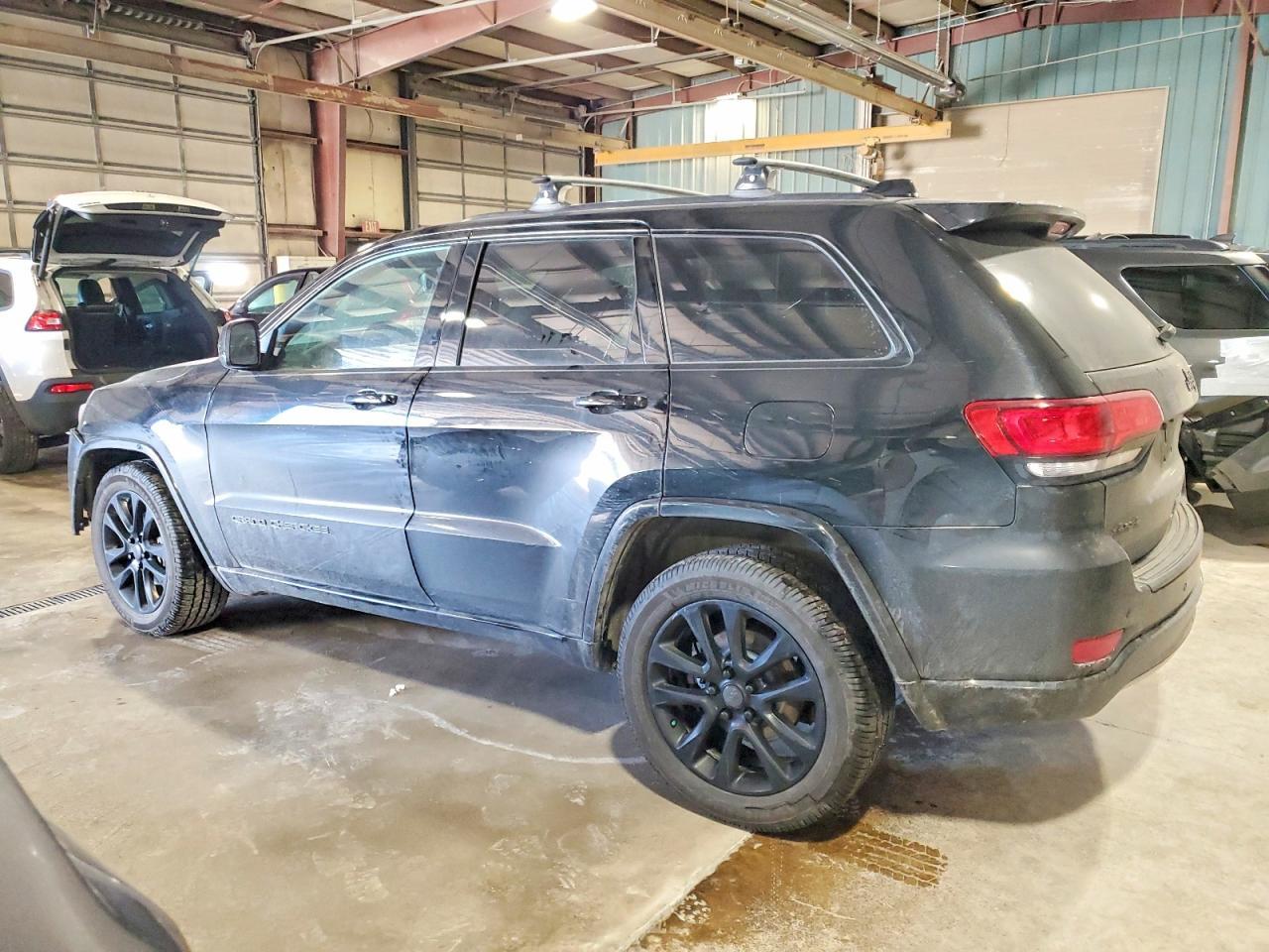 2019 Jeep Grand Cherokee Laredo