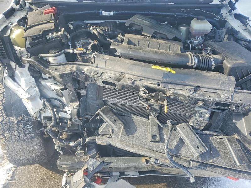 2023 Nissan Frontier s