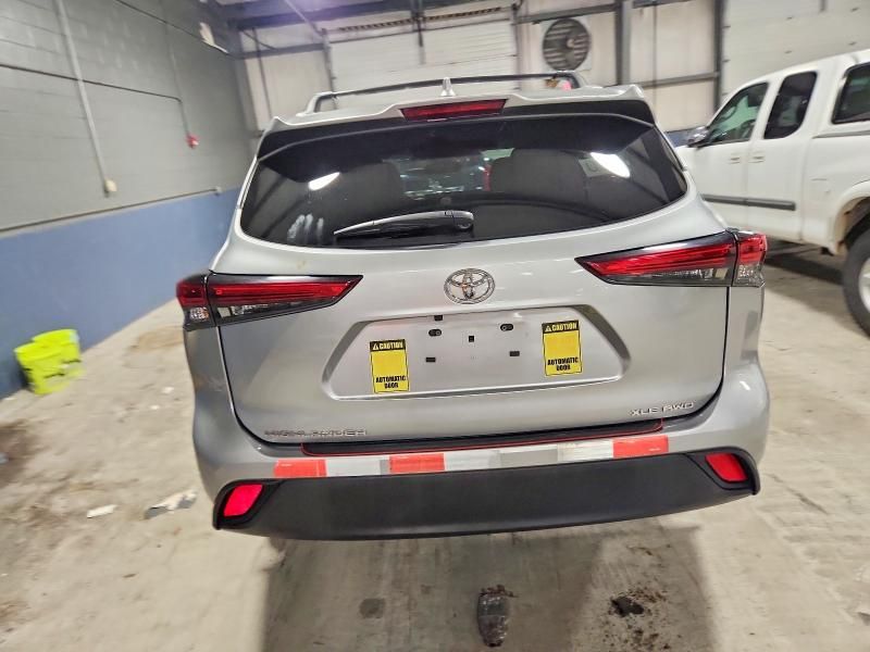 2023 Toyota Highlander xle