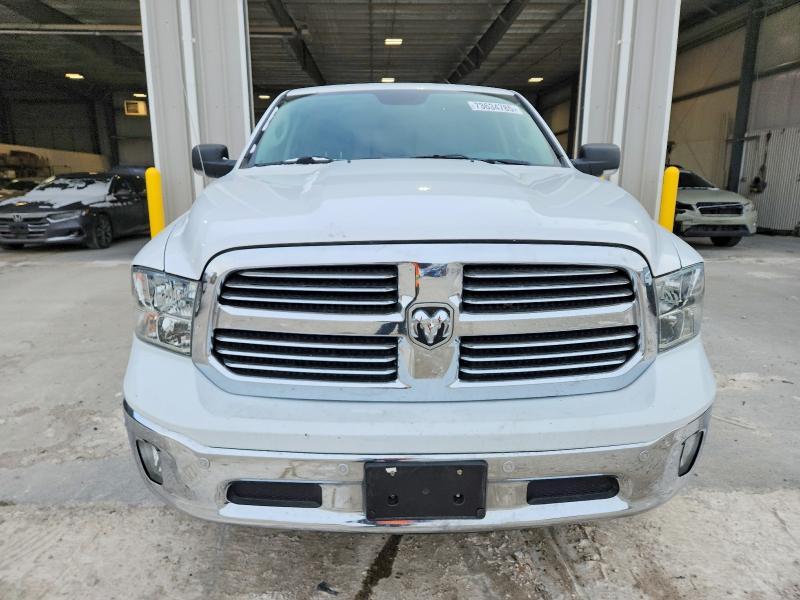 2017 Dodge RAM 1500 SLT