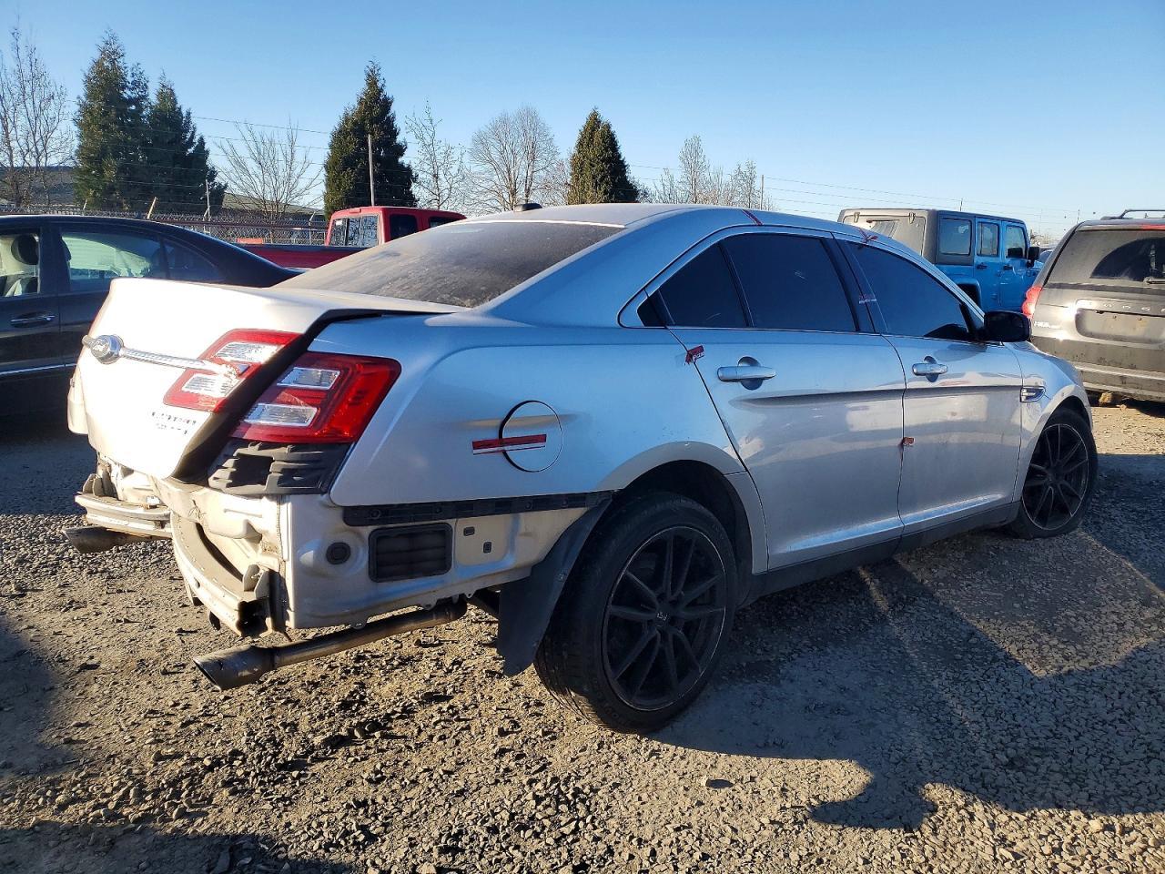 2016 Ford Taurus Limited