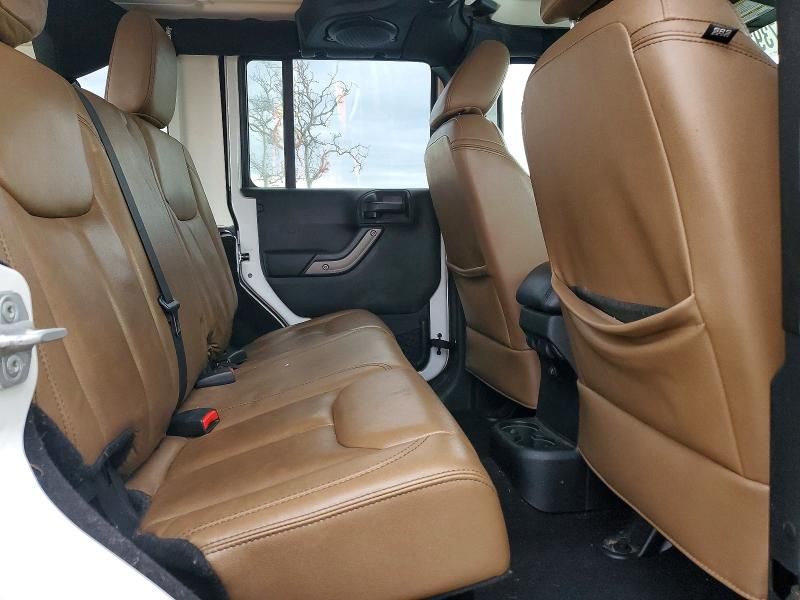 2013 Jeep Wrangler Unlimited Sahara