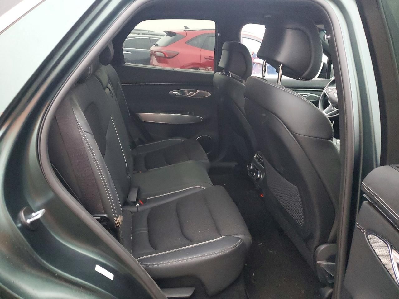 2023 Genesis Gv70 Base