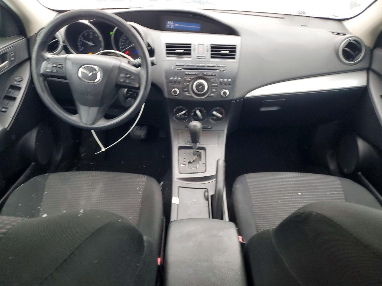 2013 Mazda 3 I