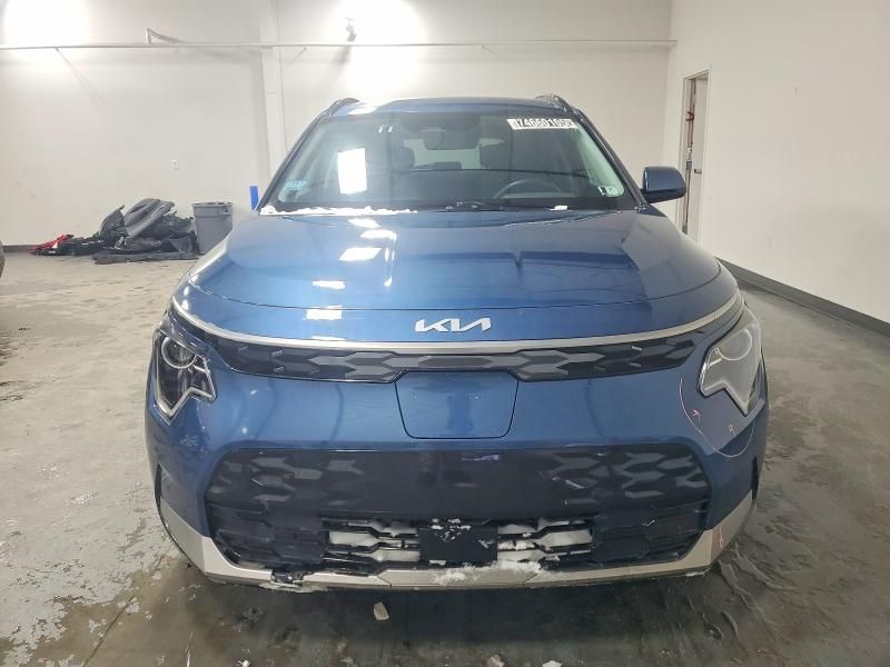 2023 KIA Niro Wind