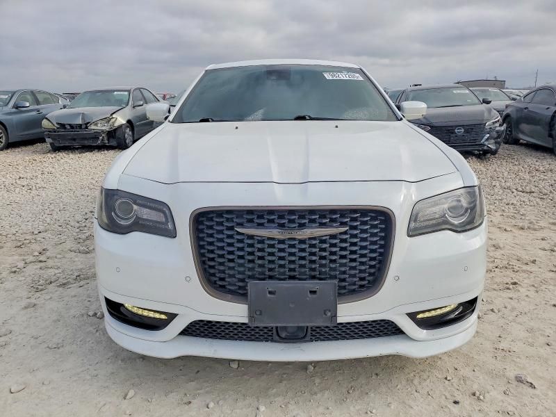 2017 Chrysler 300 s