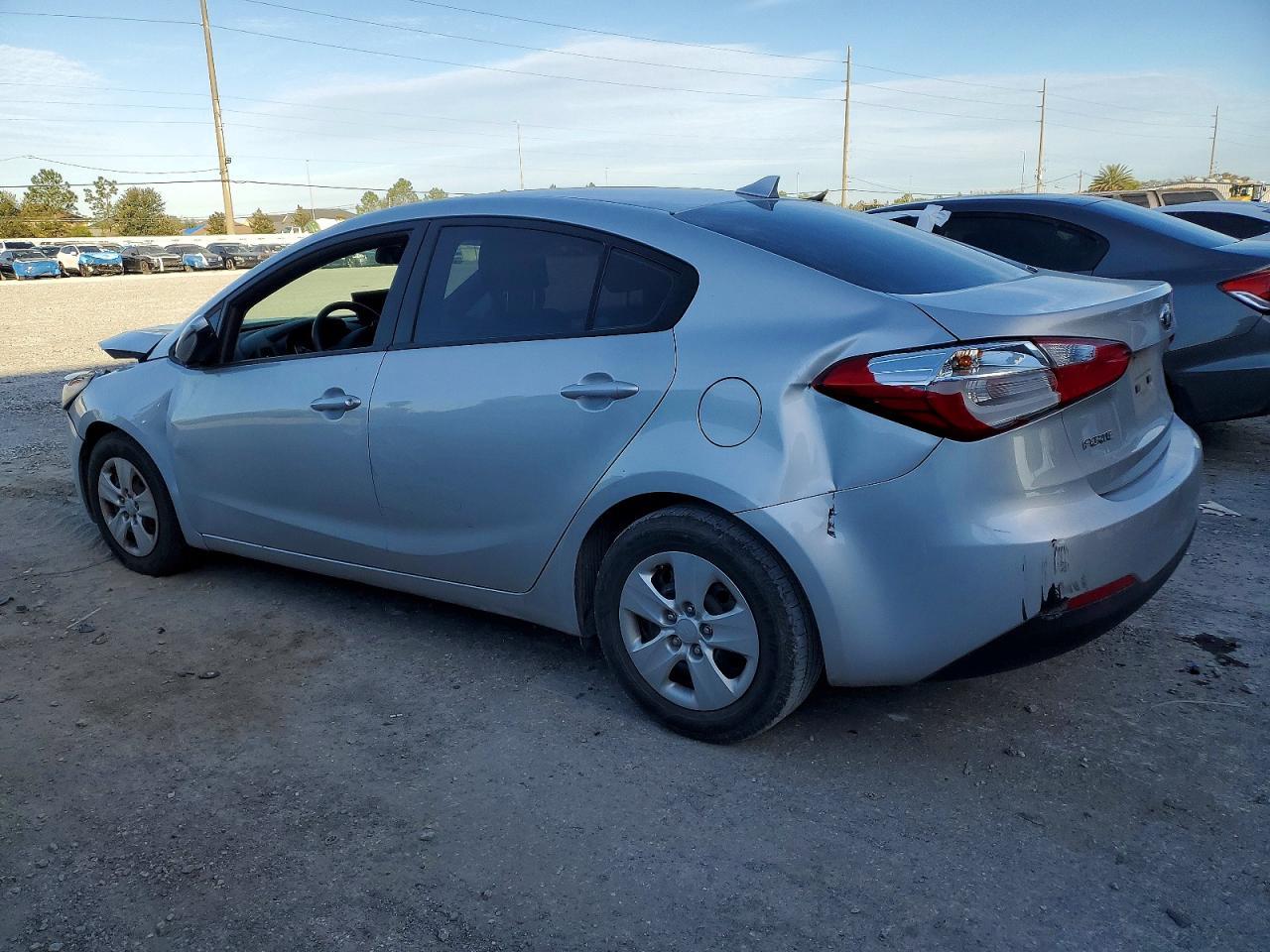 2016 KIA Forte lx