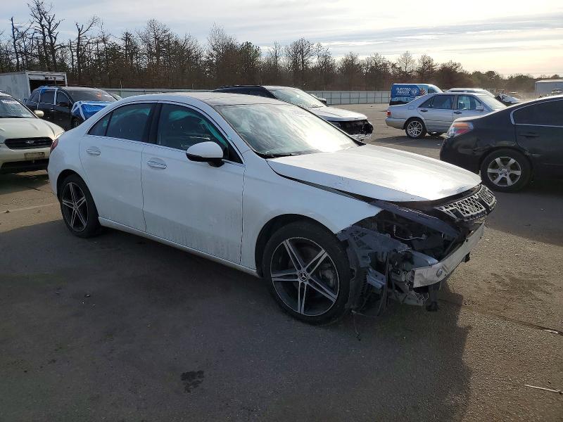 2021 Mercedes-Benz A 220 4matic
