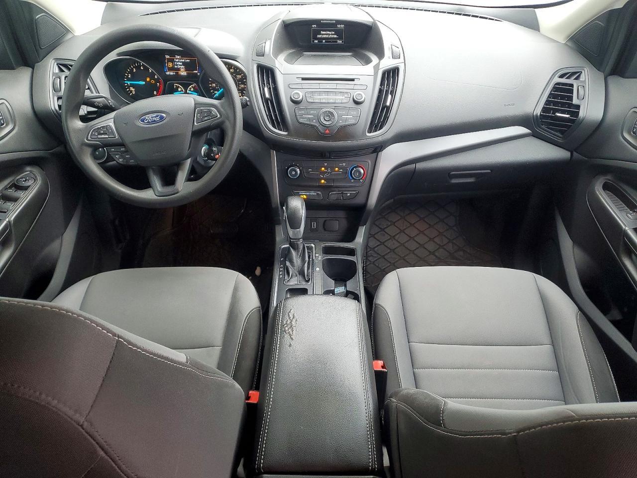 2017 Ford Escape s