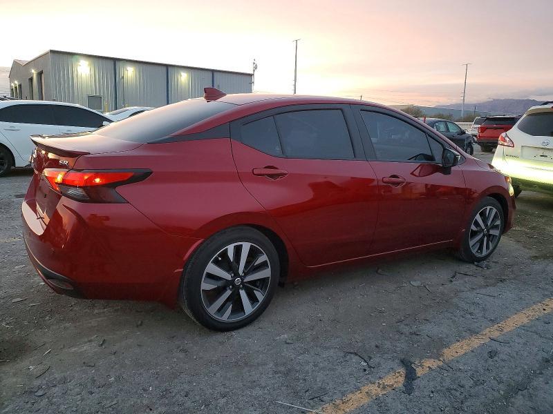 2021 Nissan Versa sr