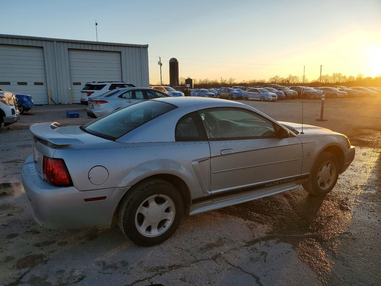 2001 Ford Mustang