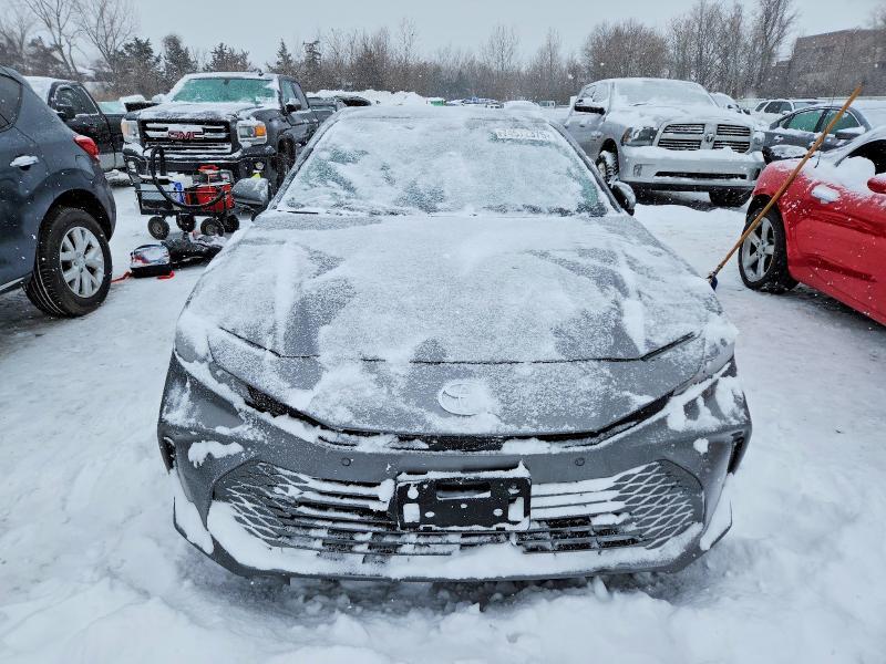 2025 Toyota Camry xle