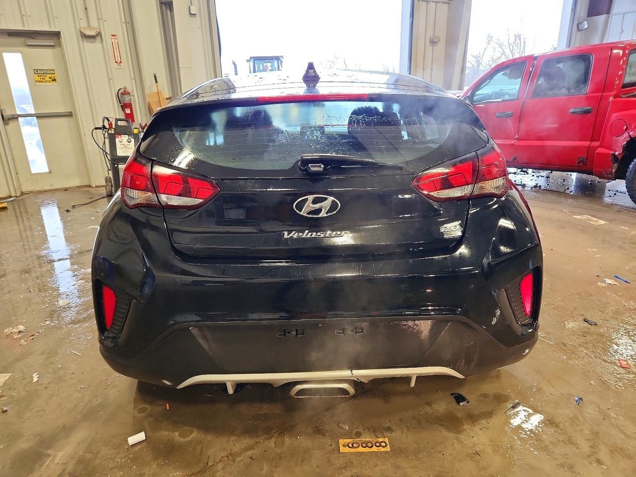 2019 Hyundai Veloster Base