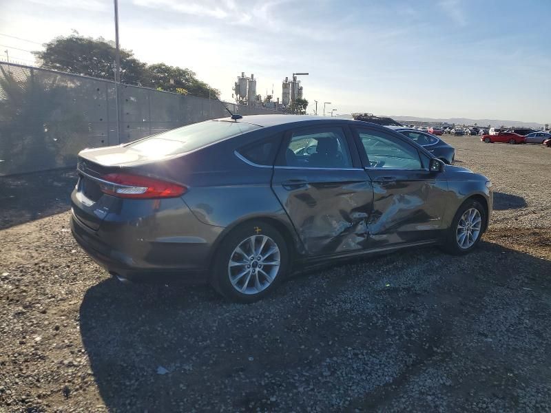 2017 Ford Fusion se Hybrid