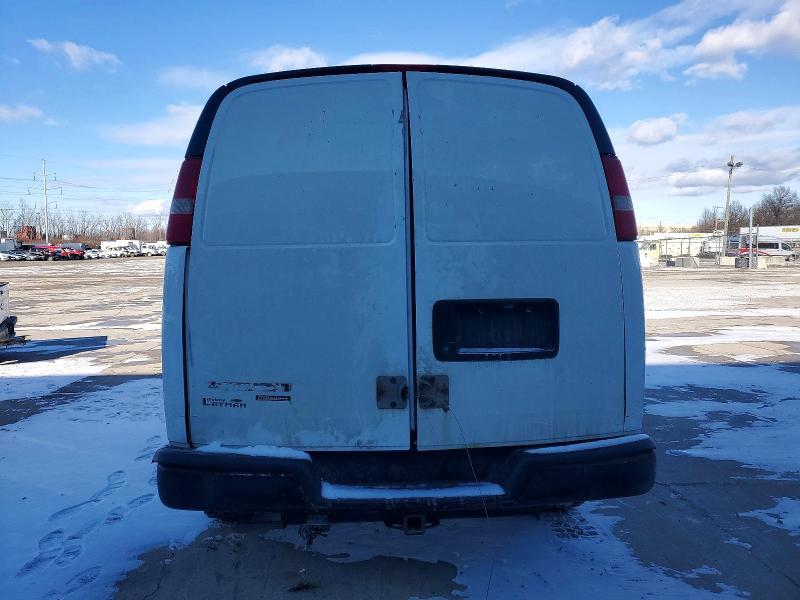 2014 Chevrolet Express G2500 Delivery Van
