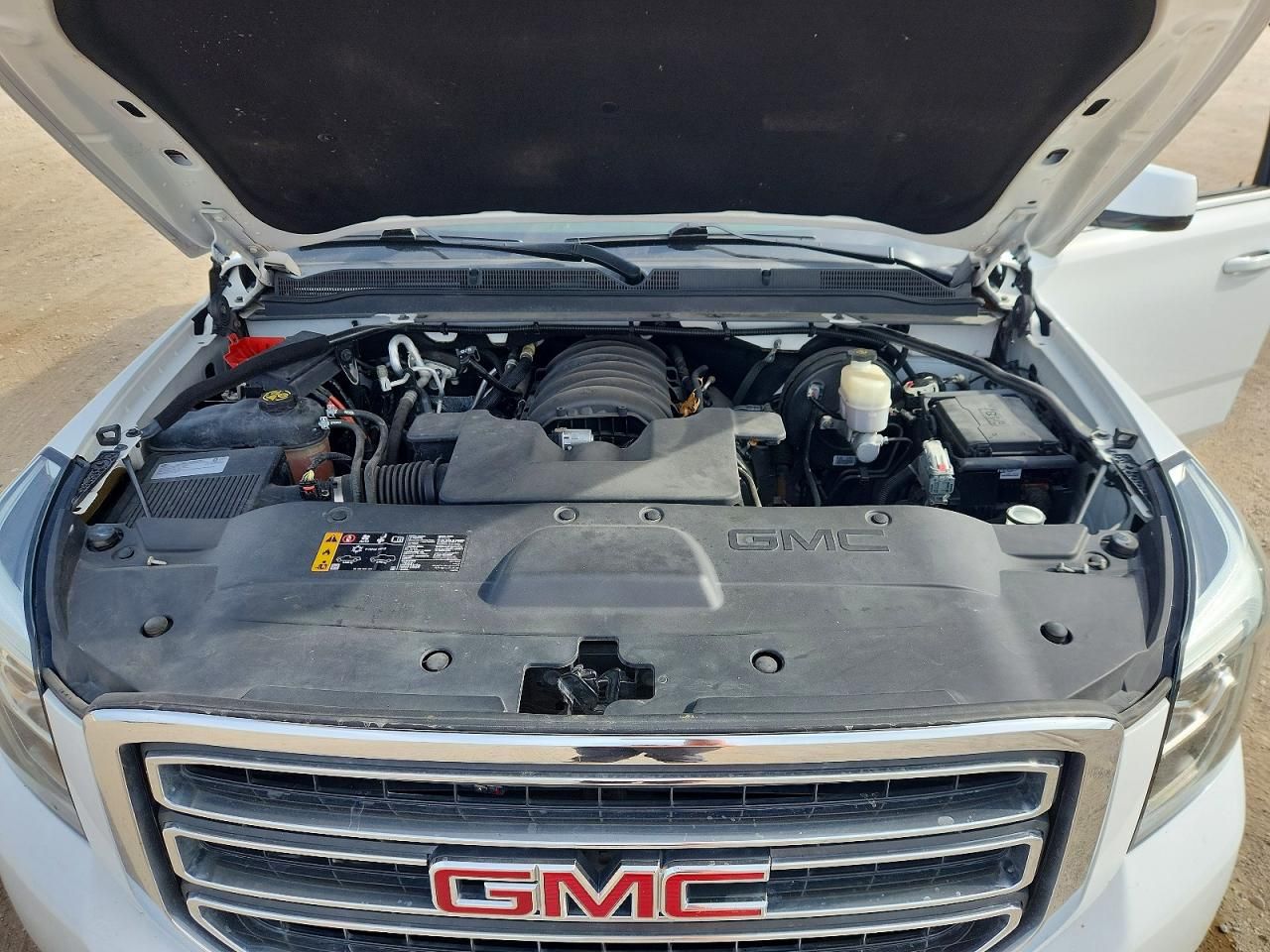 2019 GMC Yukon xl C1500 slt