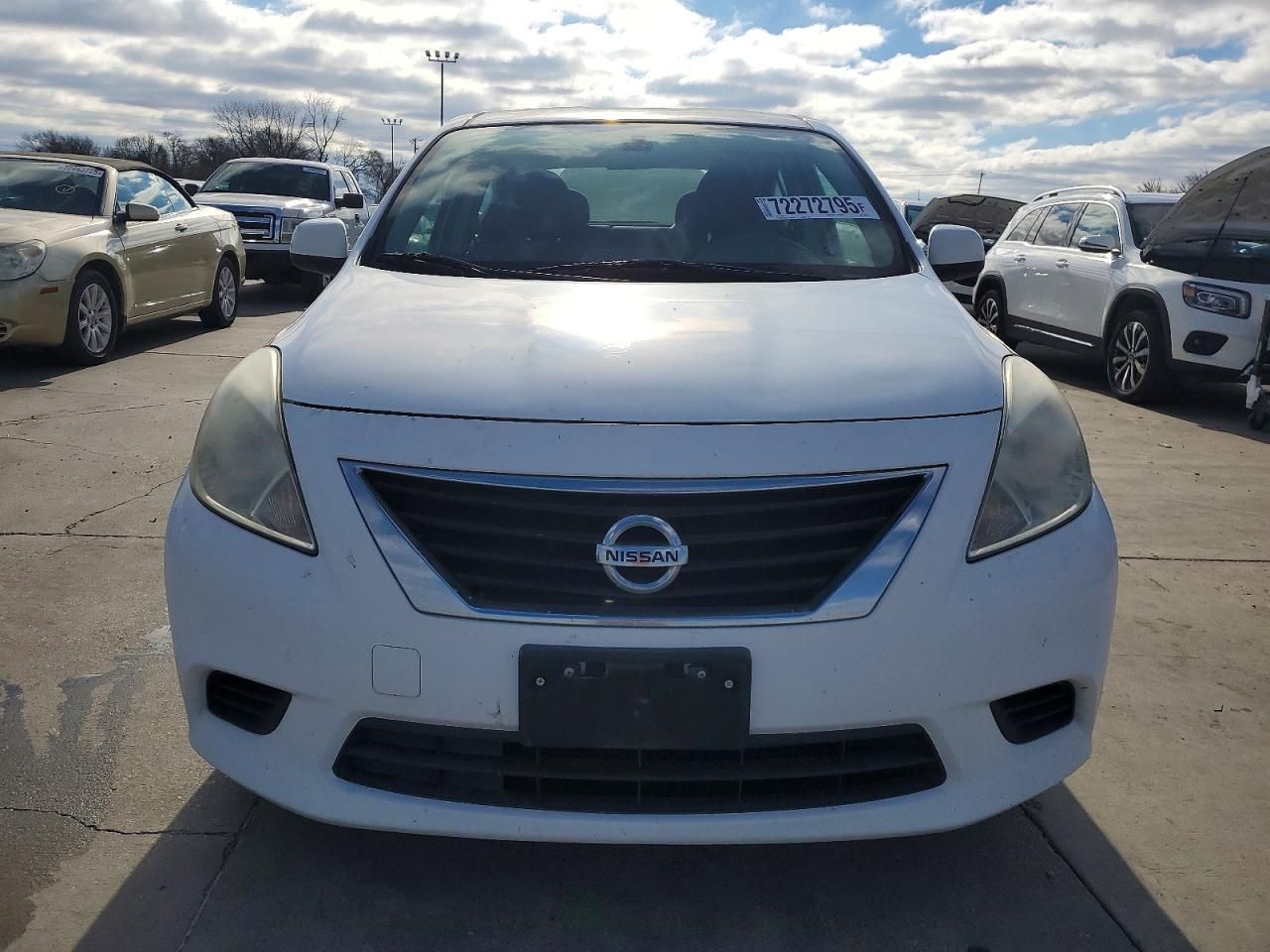 2014 Nissan Versa s