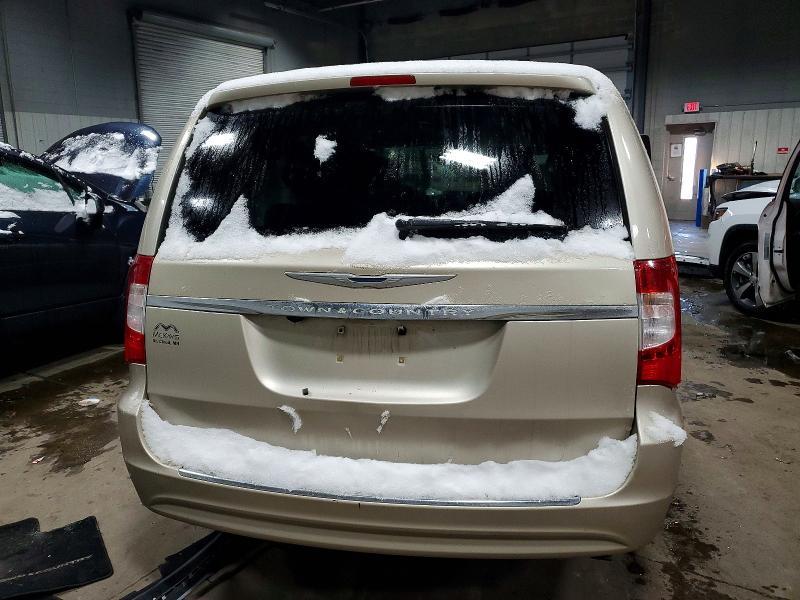 2014 Chrysler Town & Country Touring