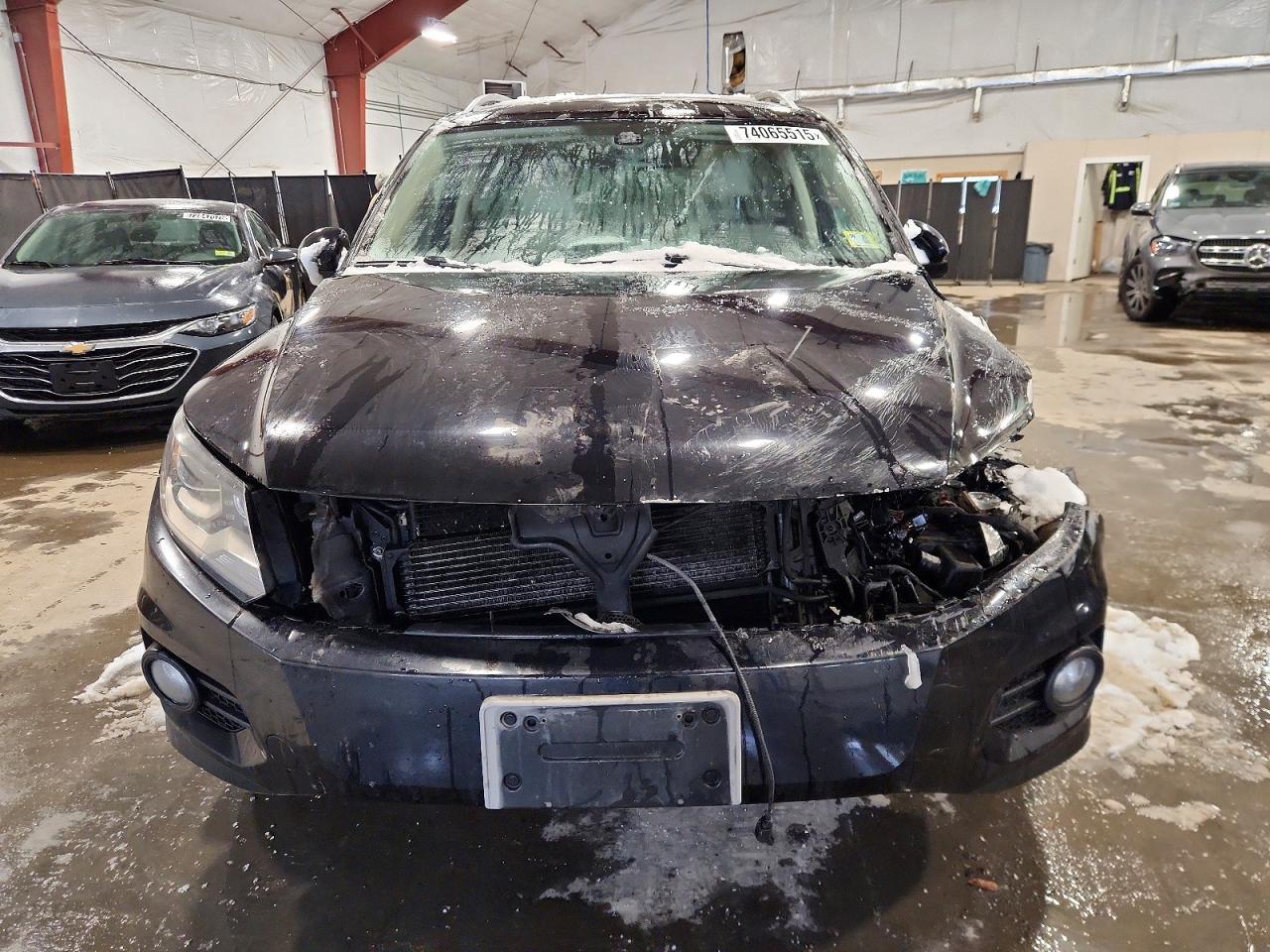 2012 Volkswagen Tiguan s