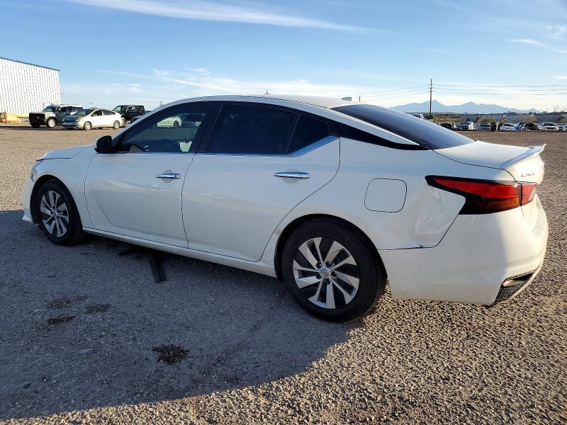 2019 Niss Altima 2.5 s