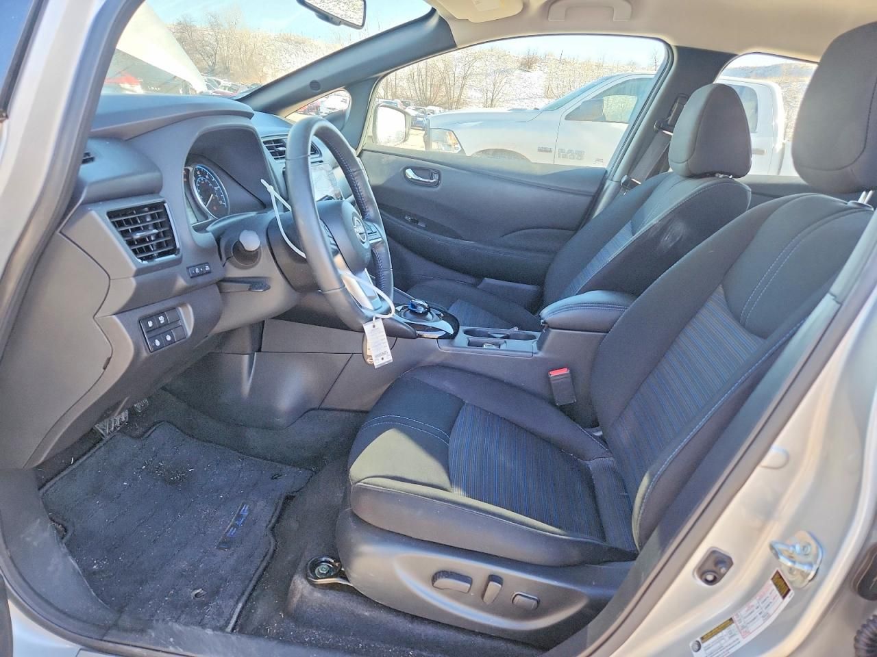 2025 Nissan Leaf sv Plus