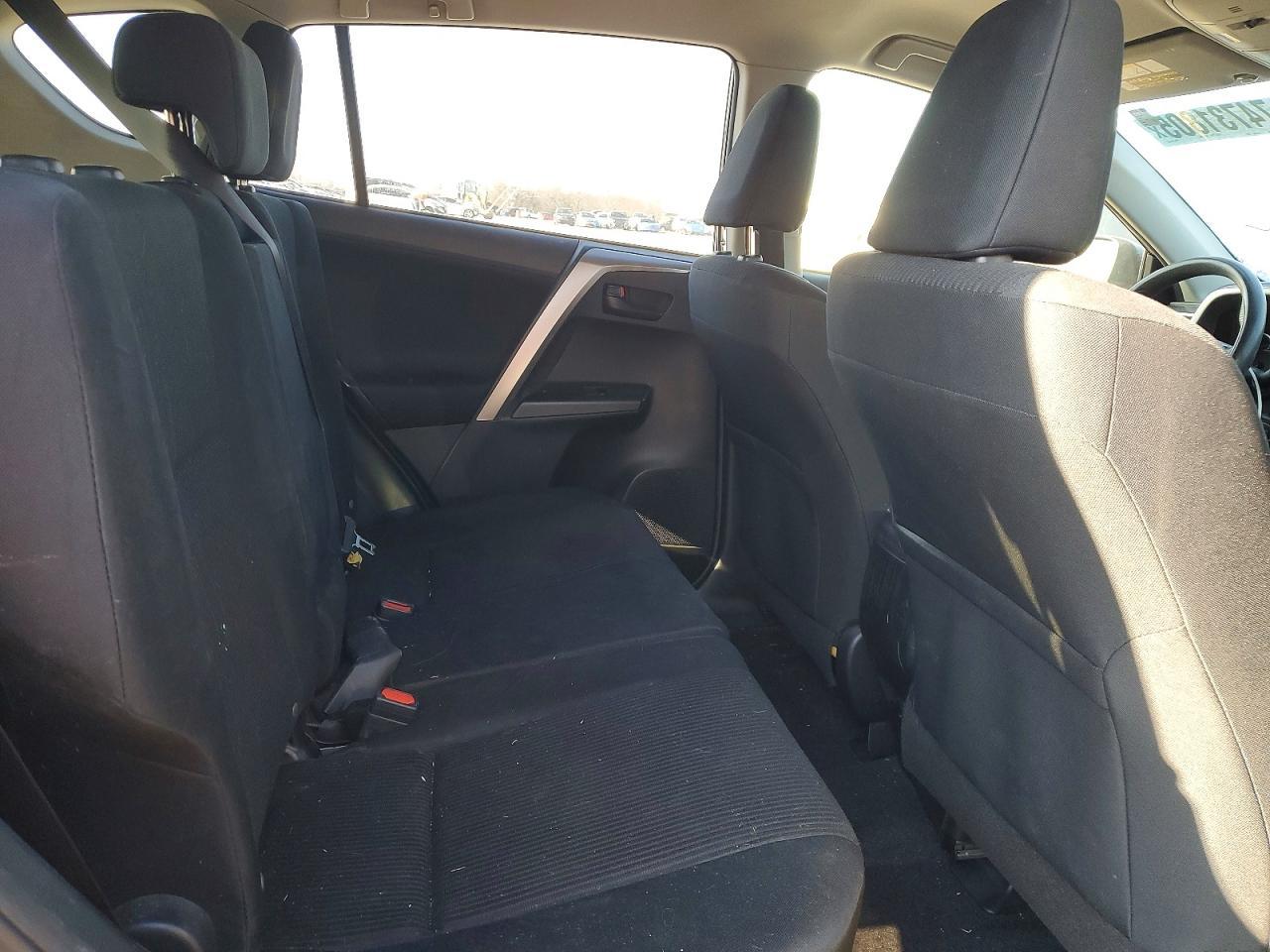 2017 Toyota Rav4 le