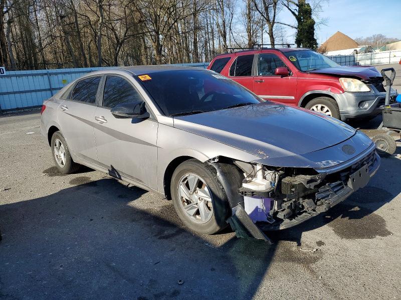 2024 Hyundai Elantra se