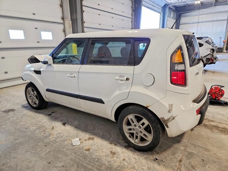 2011 KIA Soul +