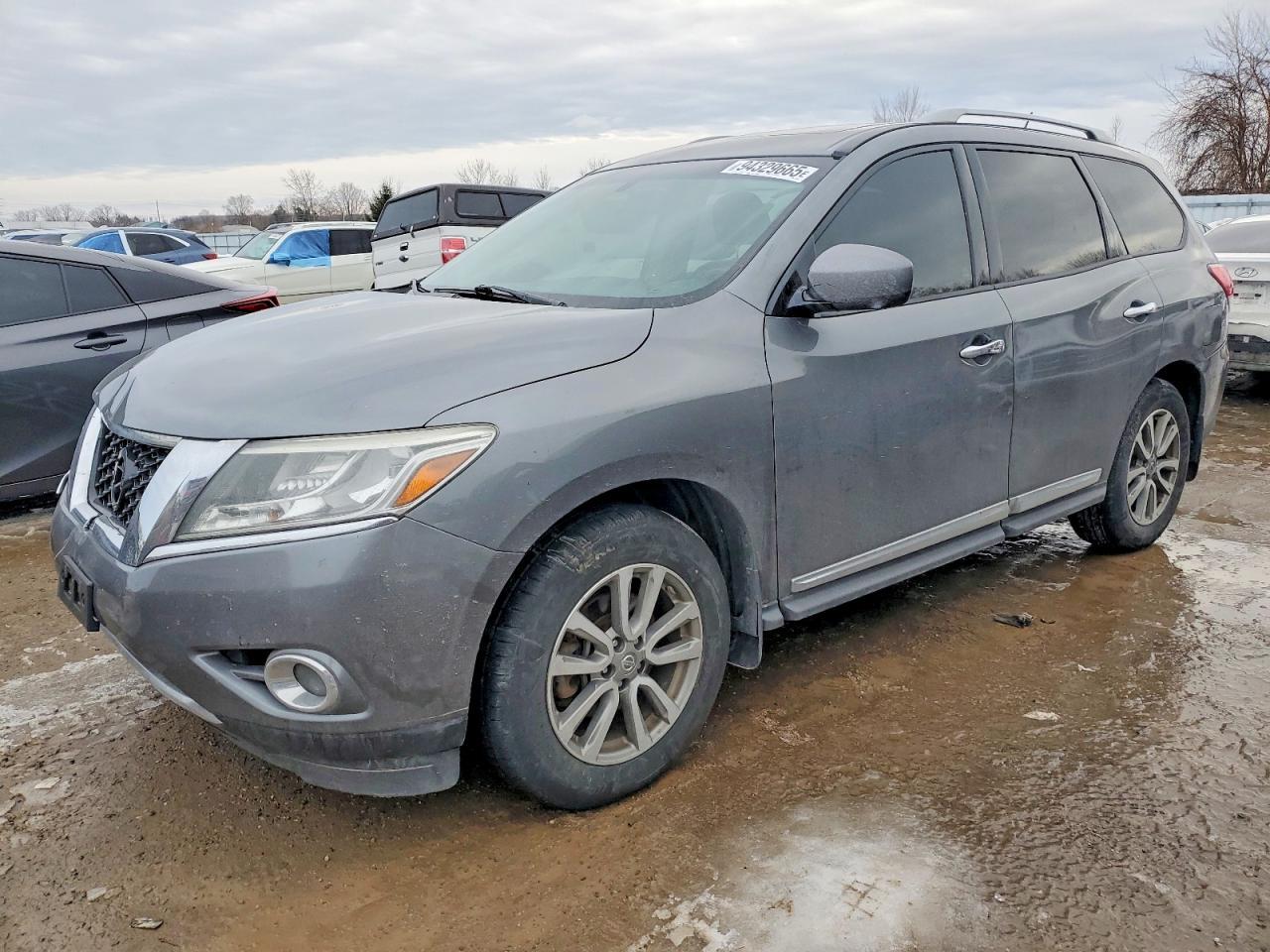 2015 Nissan Pathfinder s