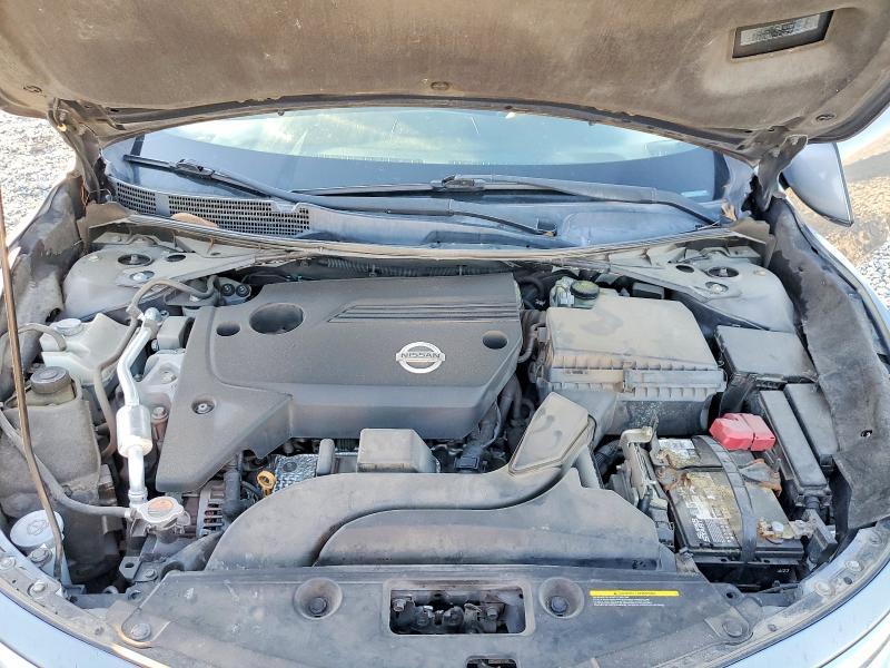 2014 Niss Altima 2.5 s