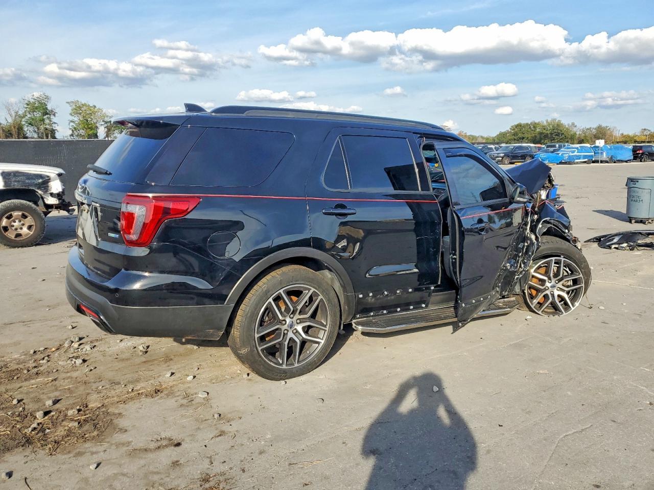 2016 Ford Explorer Sport