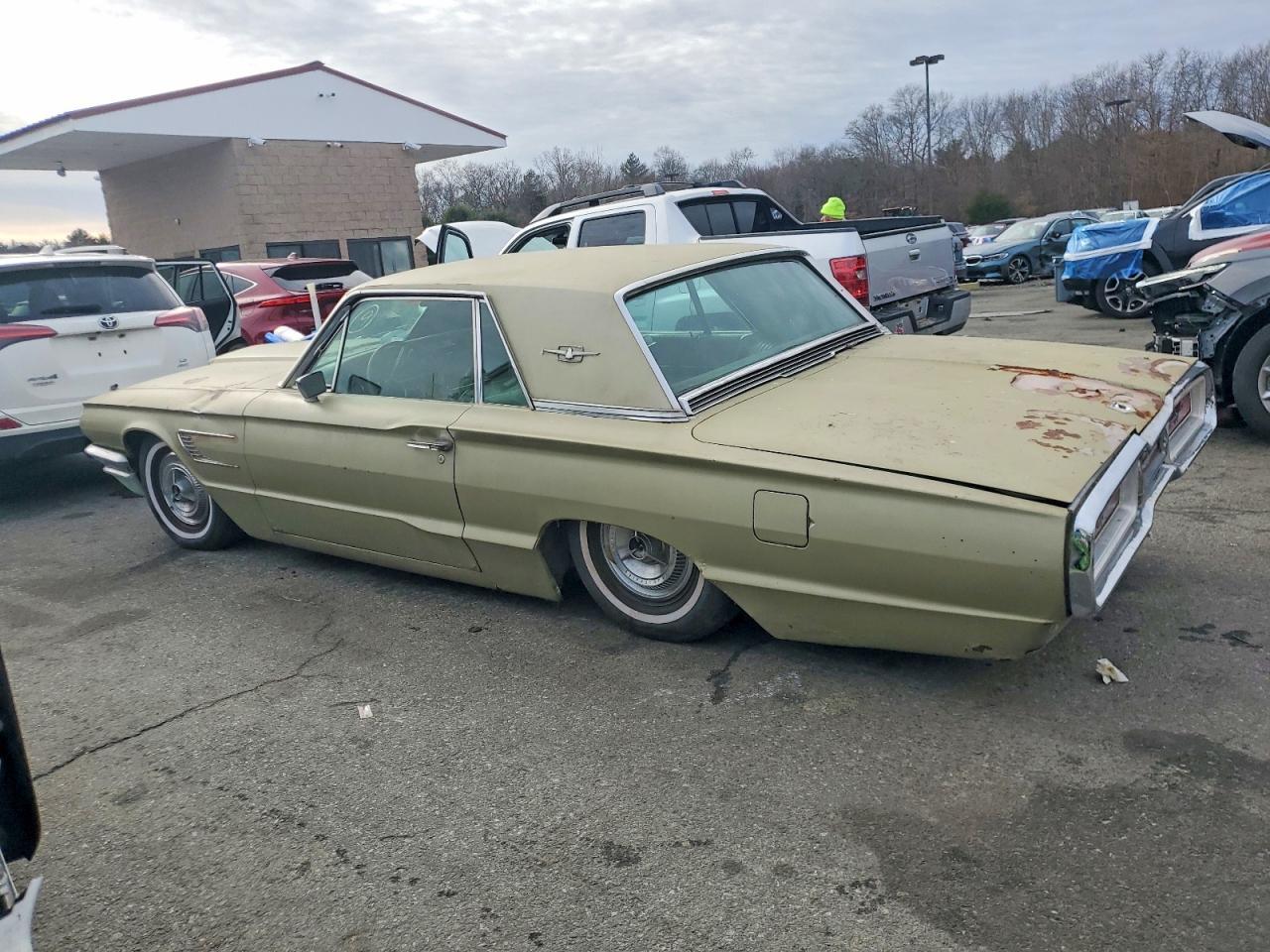 1965 Ford Thunderbird