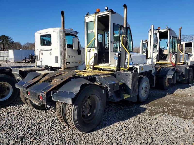 2020 Autc Xspotter O-Yard Truck