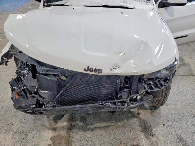 2022 Jeep Grand Cherokee Laredo e